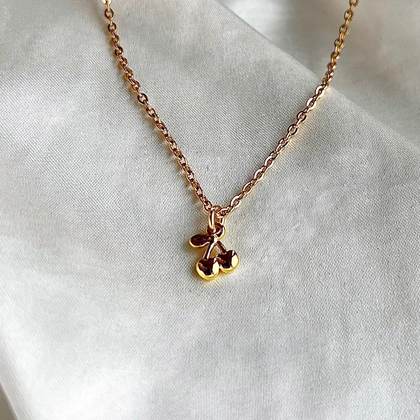 Cherry necklace Gold