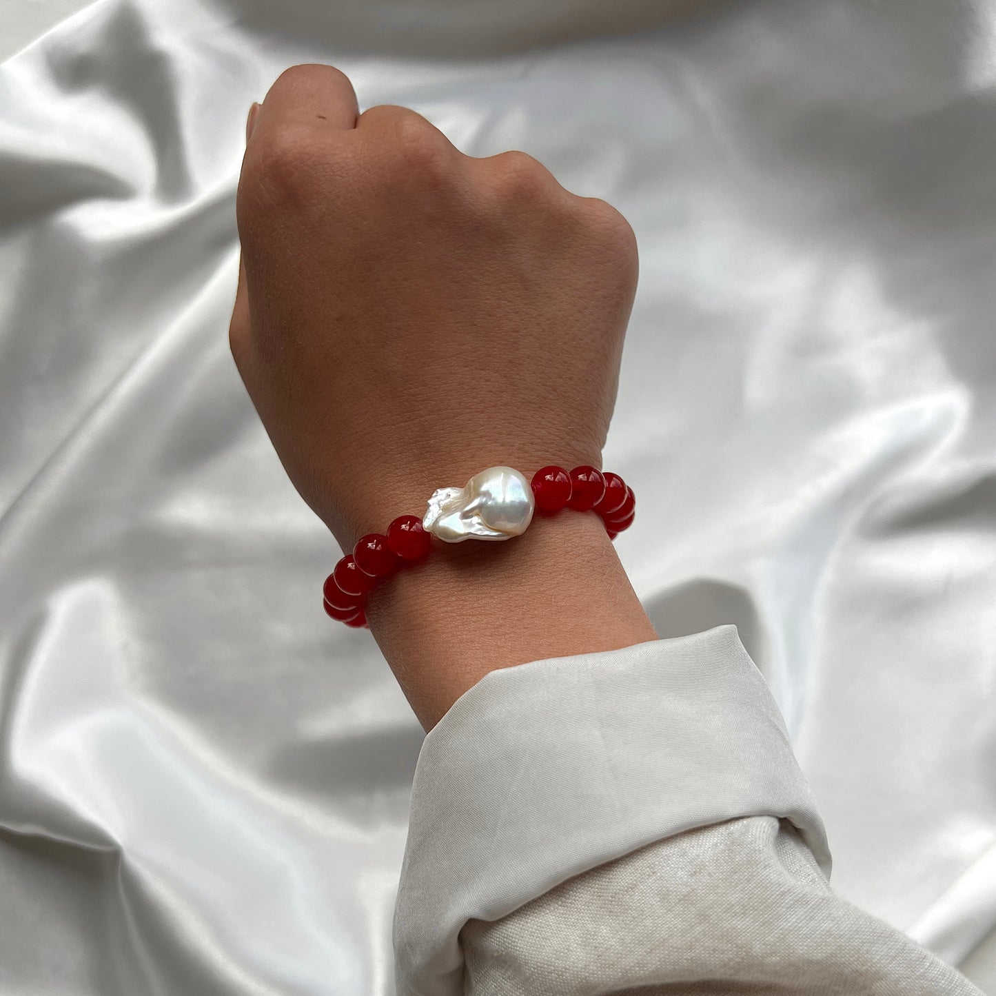 Armbånd med barok ferskvandsperle Rød Guld