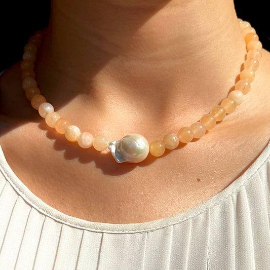 Halskæde med barok ferskvandsperle Butter Yellow Sølv