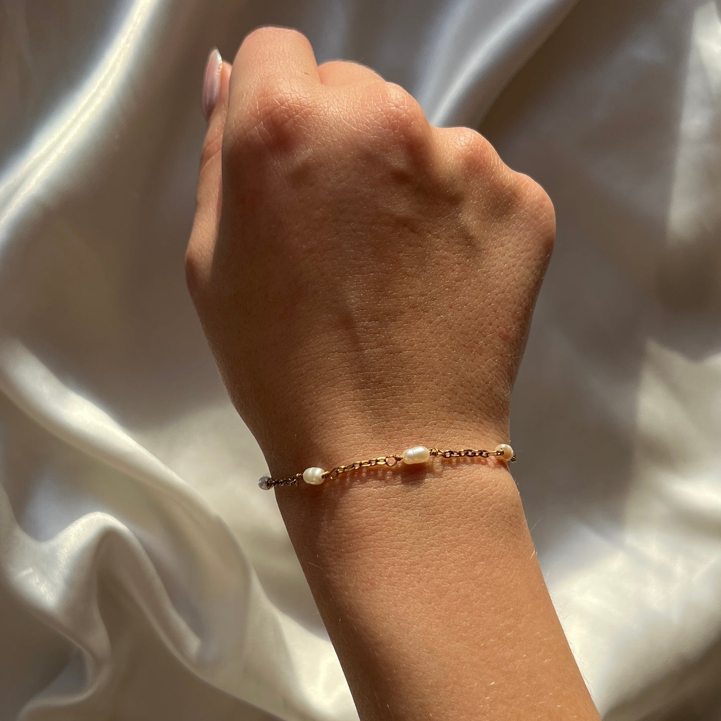 Freshwater Pearl Bracelet Gold