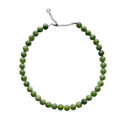 Necklace with green jade beads Silver