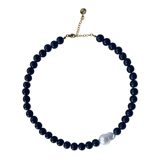 Necklace with Baroque and Onyx Large Asymmetrical Gold