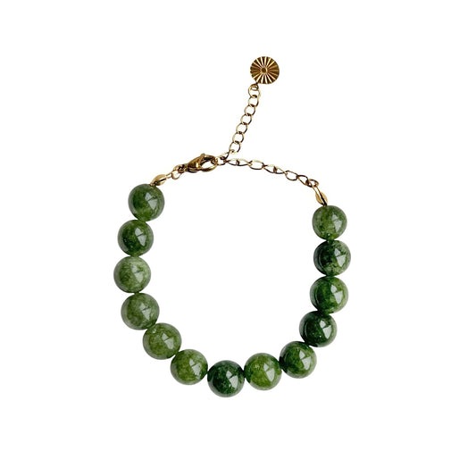 Bracelet with green jade beads Gold