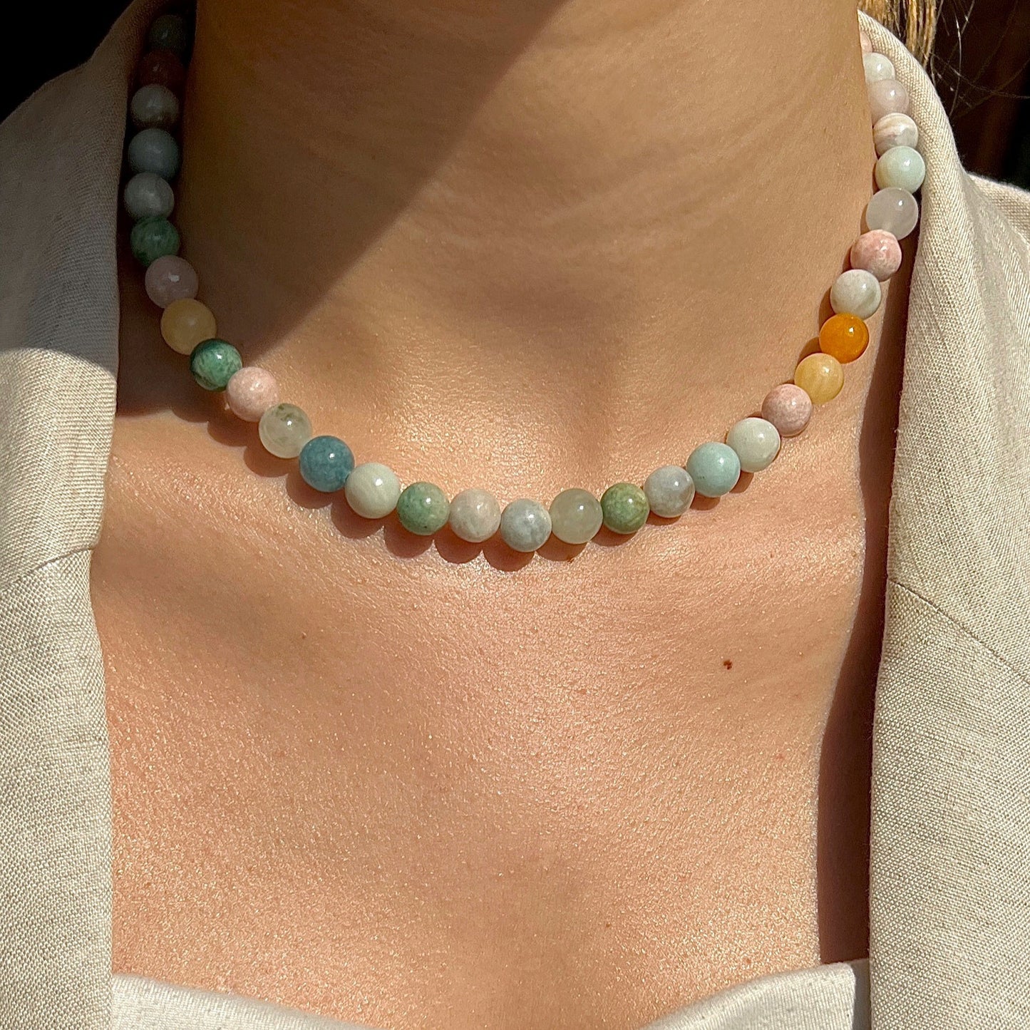 Halskæde med naturlige stenperler Sølv