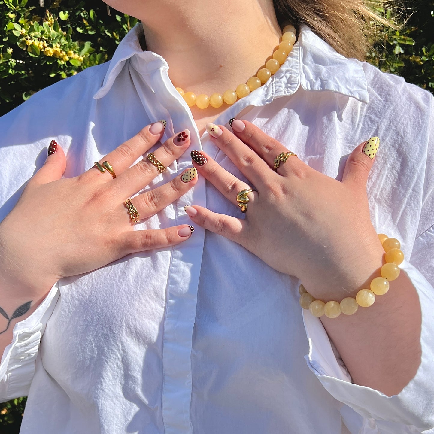 Necklace with 12mm jade beads Butter Yellow Silver