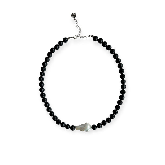Halskæde med barok ferskvandsperle Sort Sølv