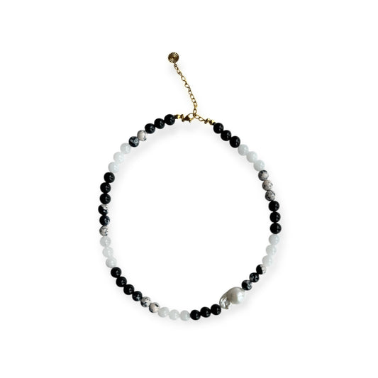 Halskæde med barok ferskvandsperle Sort/Hvid Guld