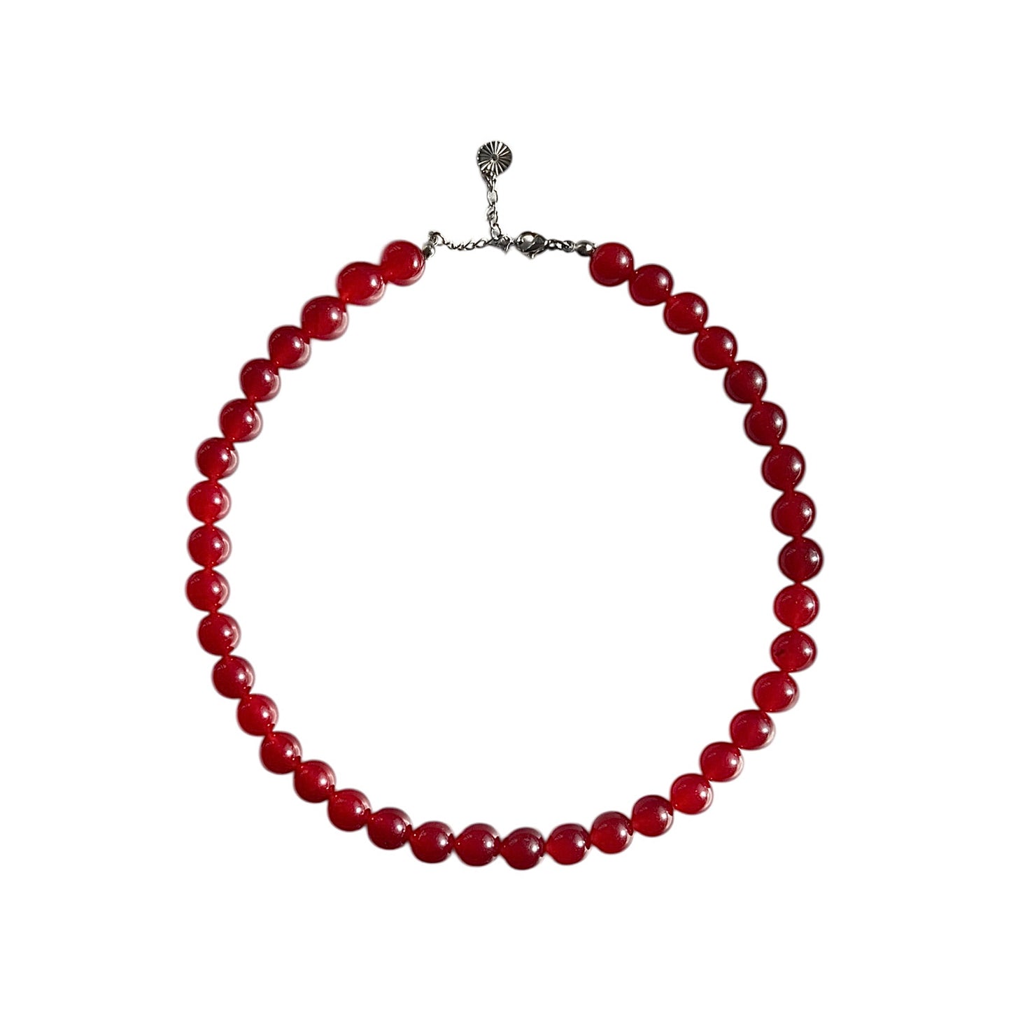 Halskæde med jadeperler Mørkerød Sølv