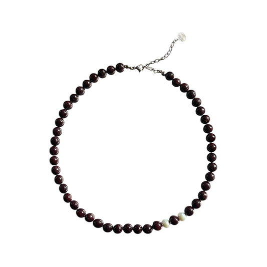 Halskæde med granatsten og ferskvandsperler Sølv