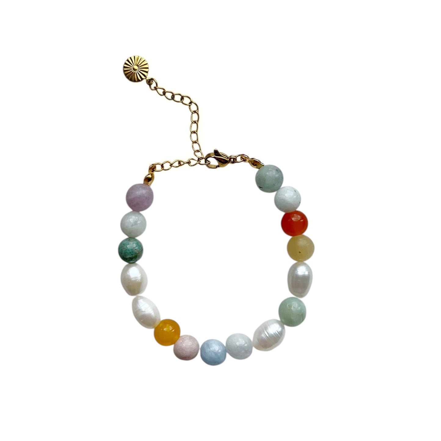 Armbånd med ferskvandsperler og stenperler Guld