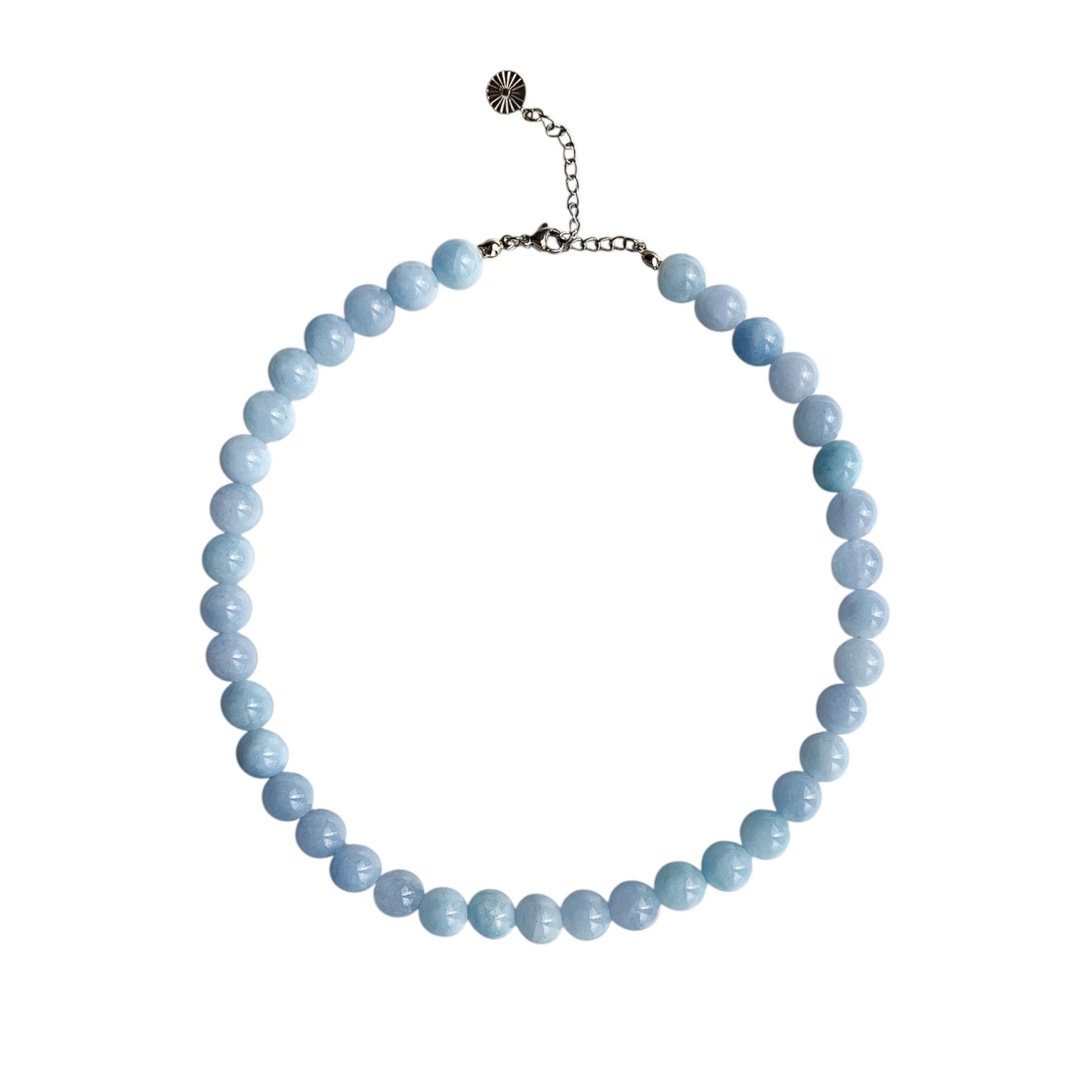 Halskæde med lyseblå jadeperler Sølv