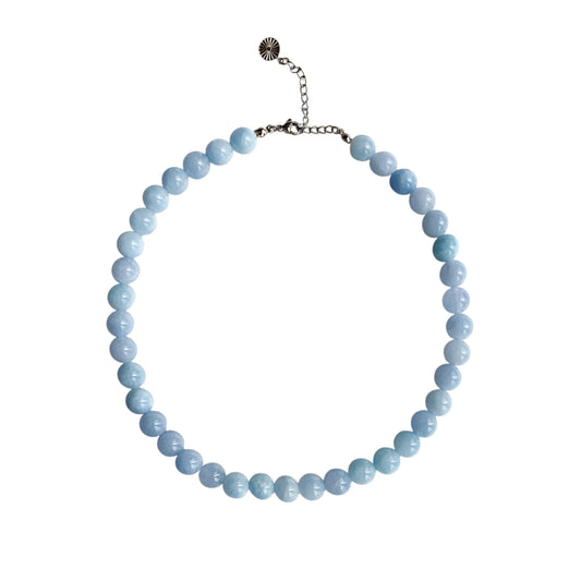 Halskæde med lyseblå jadeperler Sølv