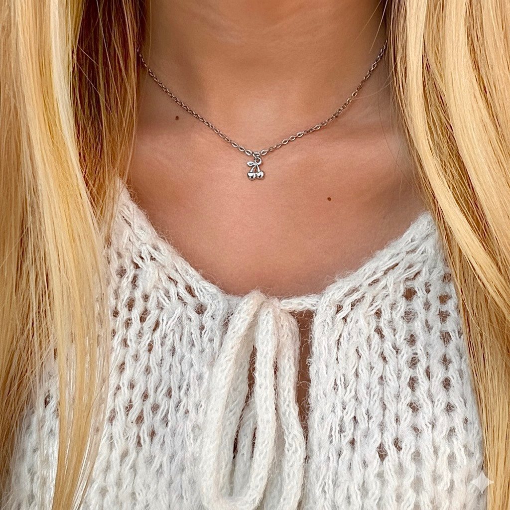 Halskæde med kirsebær Sølv