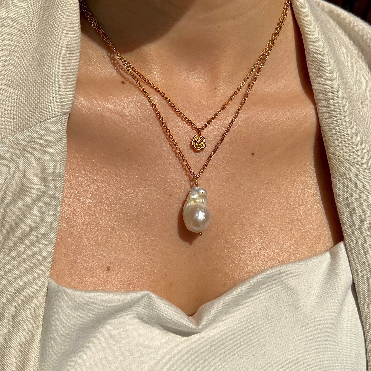 Halskæde med barok ferskvandsperle Guld