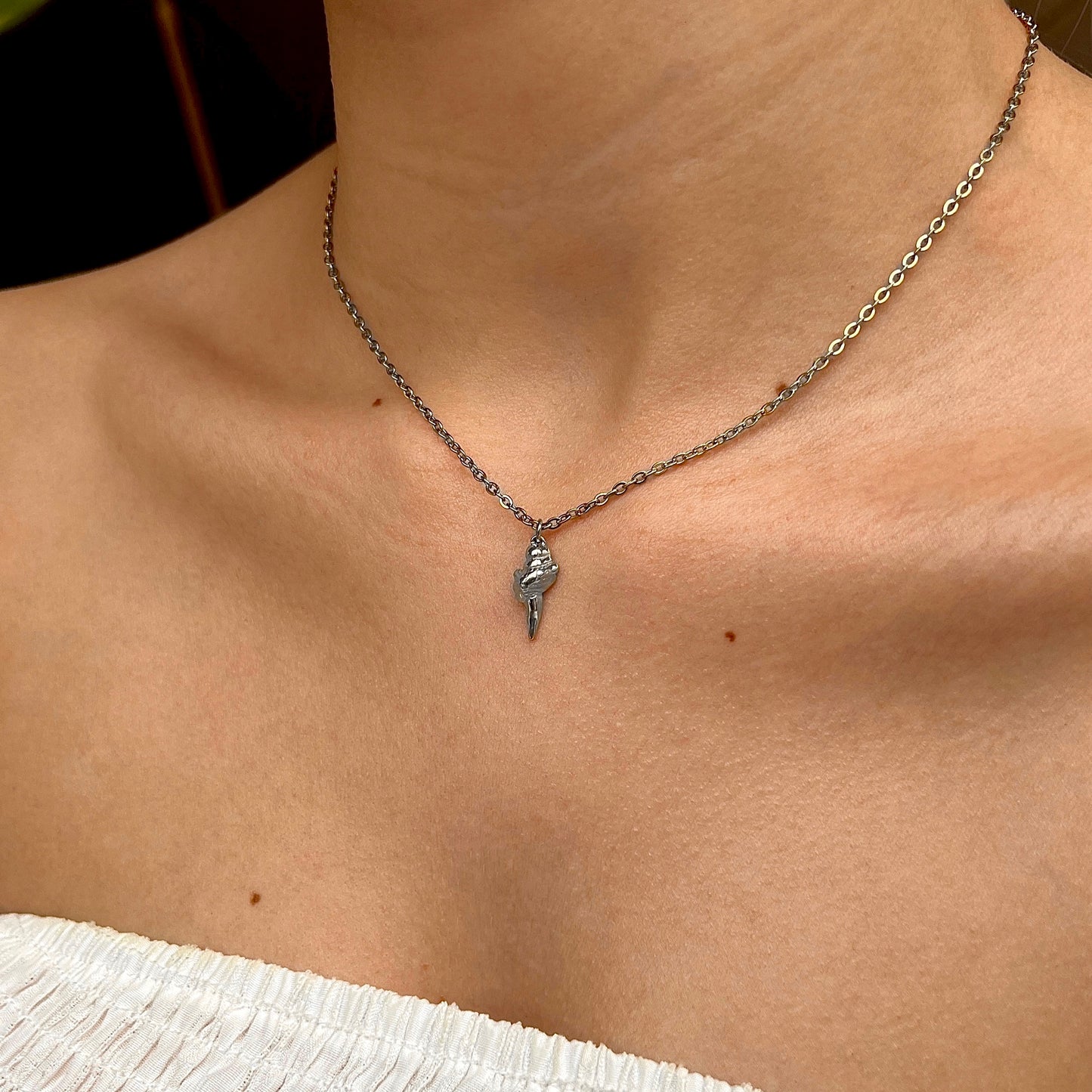 Halskæde med konkylie Sølv