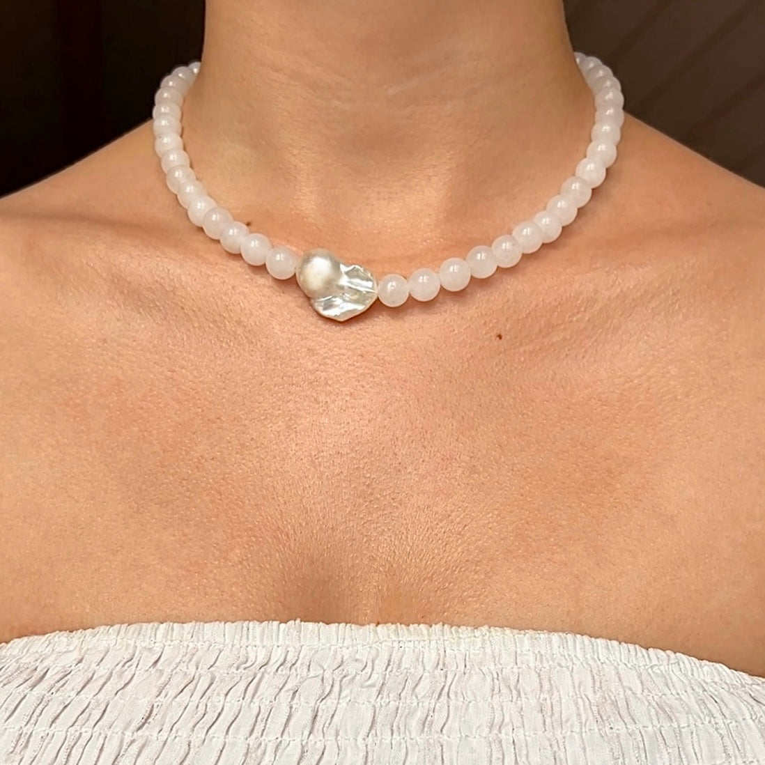 Halskæde med barok ferskvandsperle Hvid Sølv